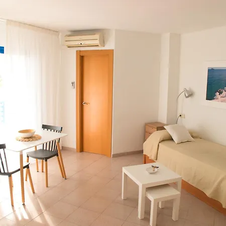 Lejlighedshotel La Barca 3*